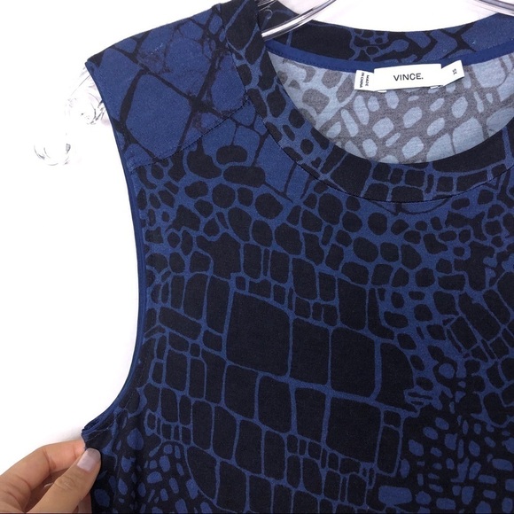 Vince snake print navy black tank - Picture 3 of 8